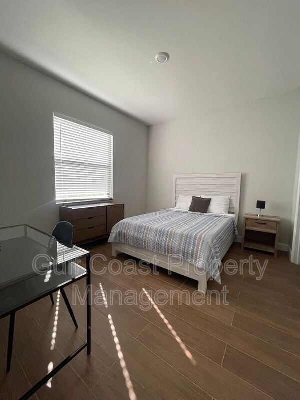 Building Photo - 681 Windermere Dr