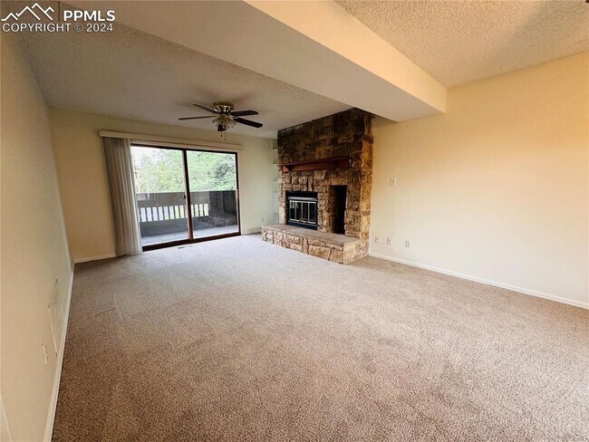 Building Photo - 3356 Capstan Way