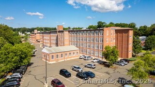 Building Photo - 10 Main St