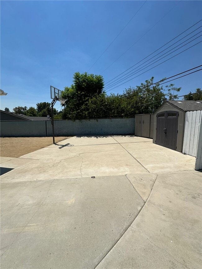 Building Photo - 5741 Larryan Dr