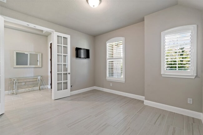 Building Photo - 18710 Lynnwood Crest Ln