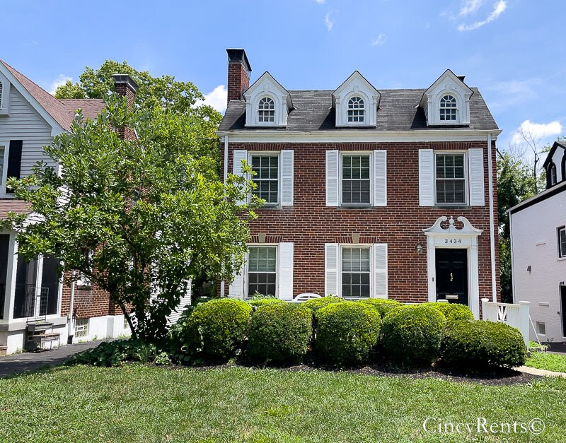 Building Photo - 3434 Ault View Ave
