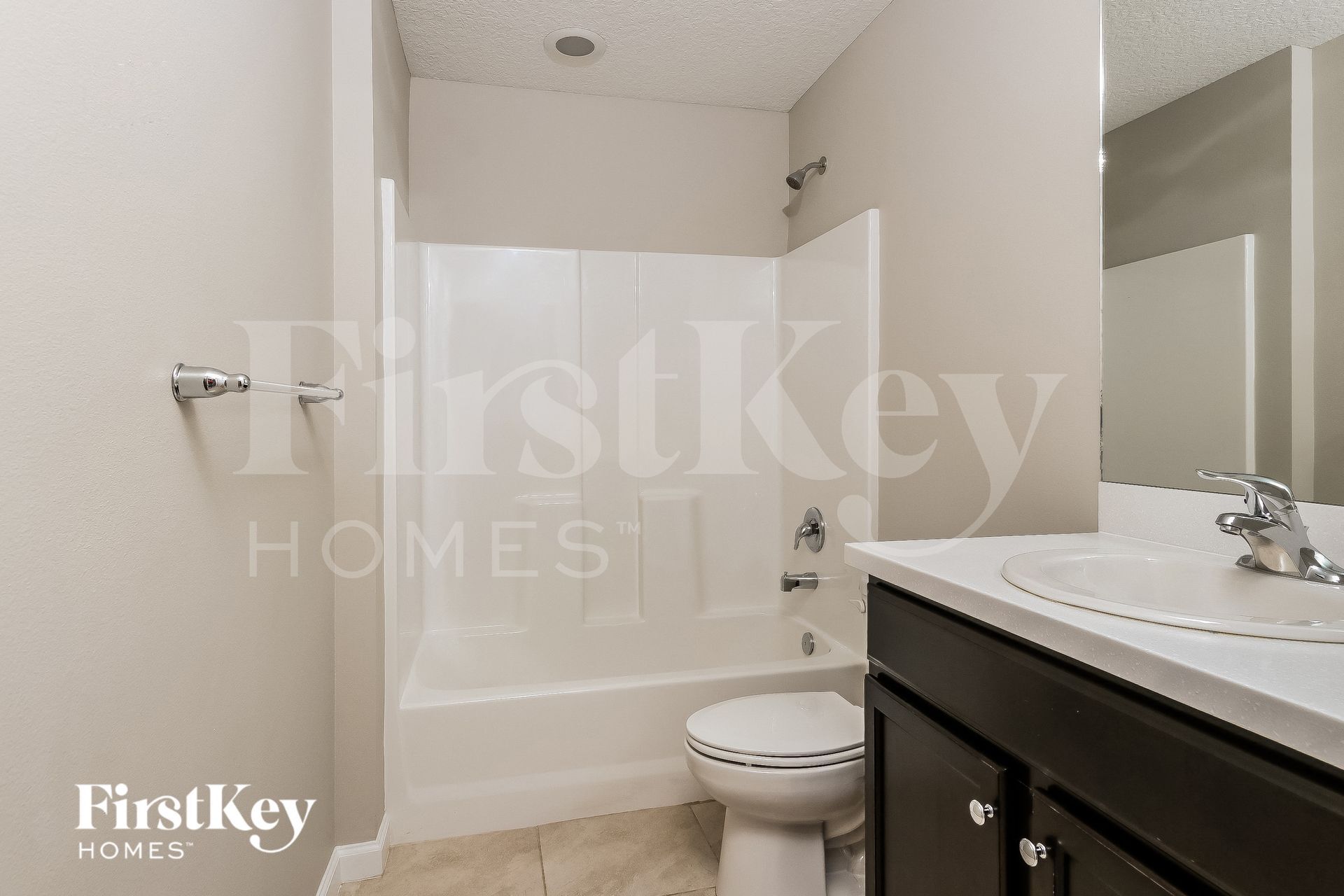 Building Photo - 1480 SW Gadsan Ave