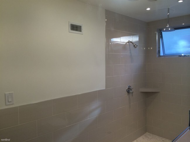 Building Photo - 1 br, 1 bath  - 2134 Griffith Park Blvd