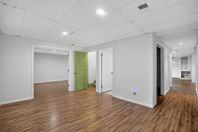 Building Photo - 11880 Provident Dr