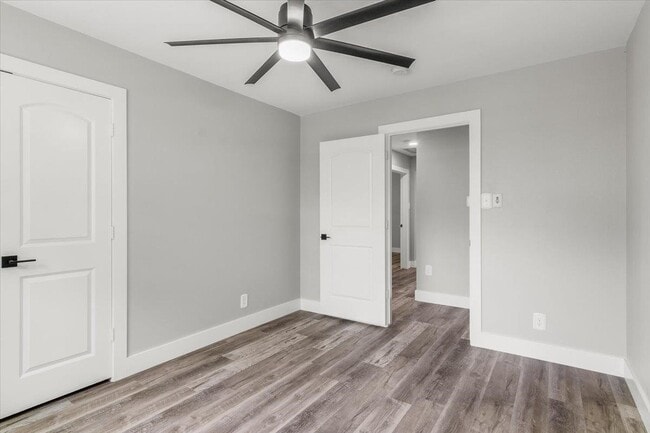 Building Photo - 4615 Barton Ln
