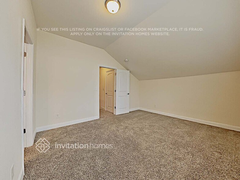 Building Photo - 7823 Pope Farm Rd