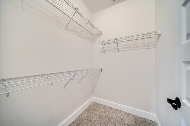 Building Photo - 2009 23rd Ave N