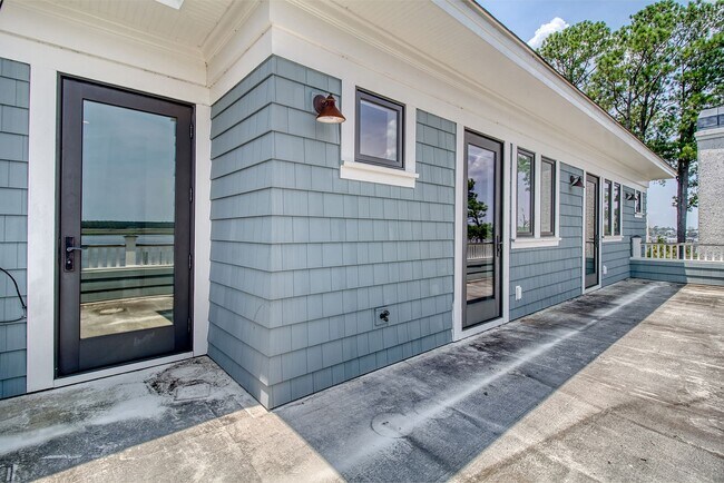 Building Photo - 4 Bedroom 4.5 Bath Home in Dunes West - Mt. Pleasant