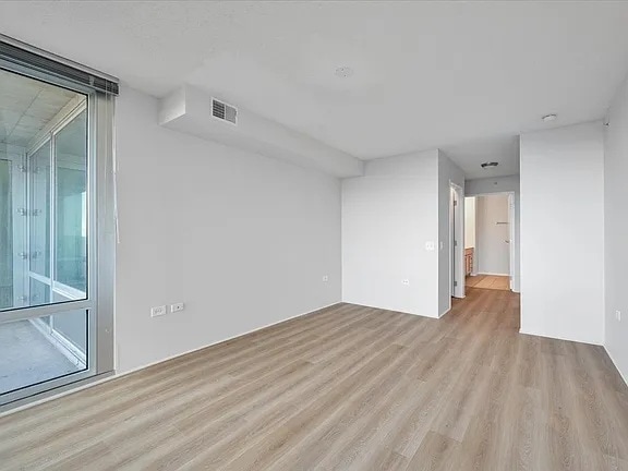 Building Photo - 9715 Woods Dr