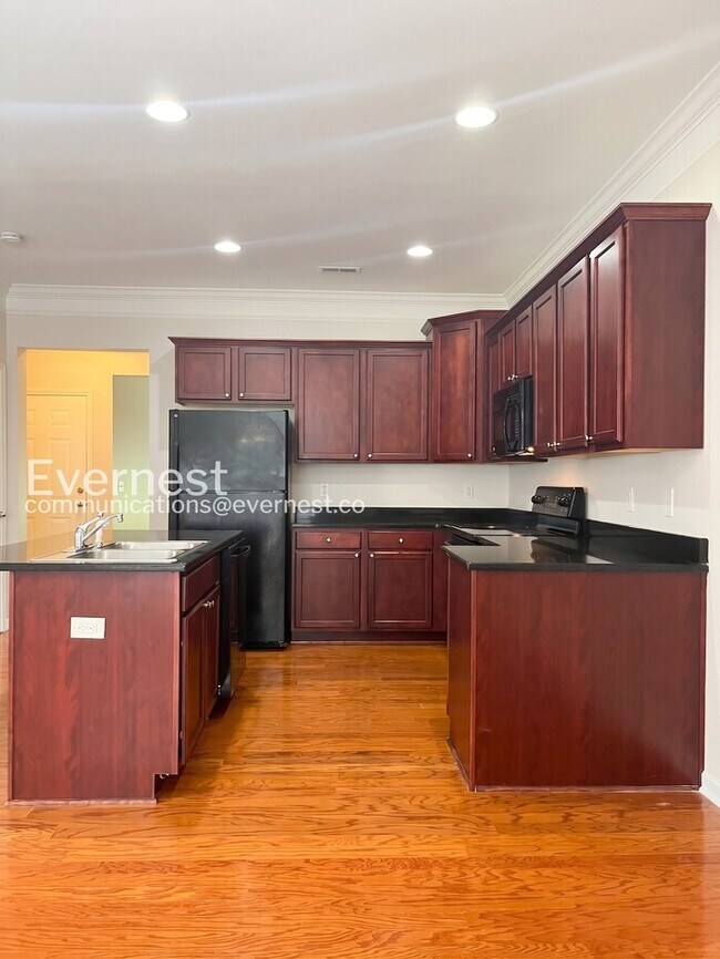 Building Photo - 8311 St Danasus Dr