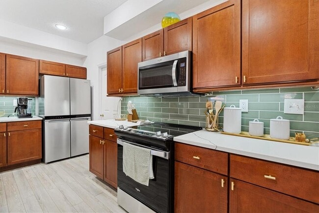 Building Photo - 642 Wells Ct