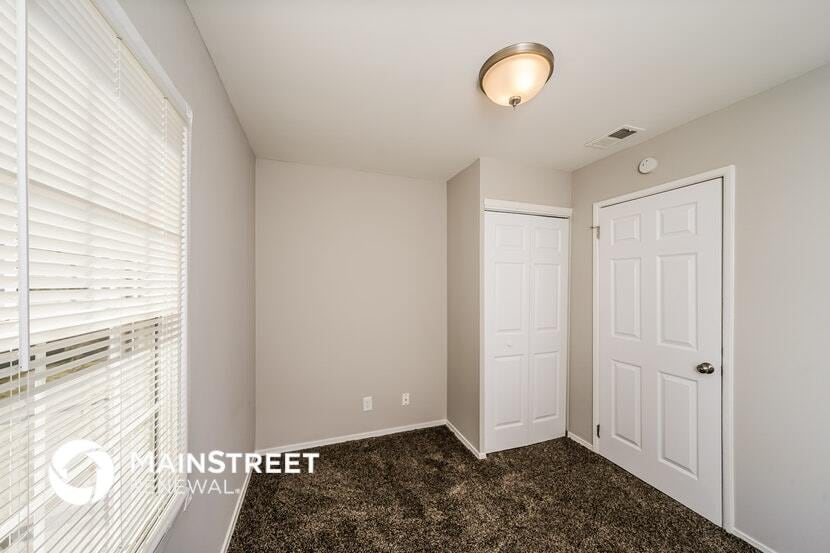 Building Photo - 6007 Halma Dr