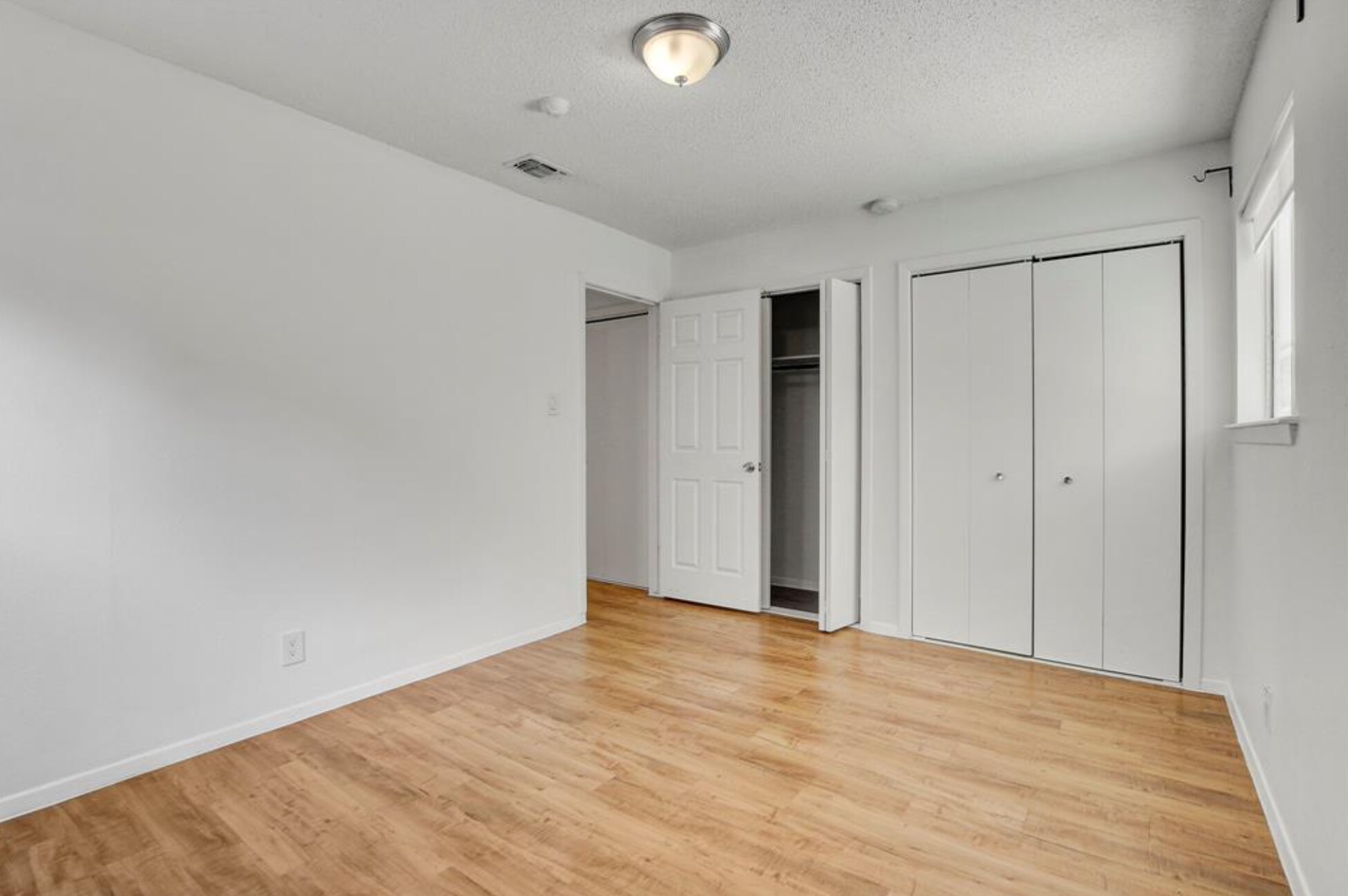 Building Photo - 705 Huntingdon Pl