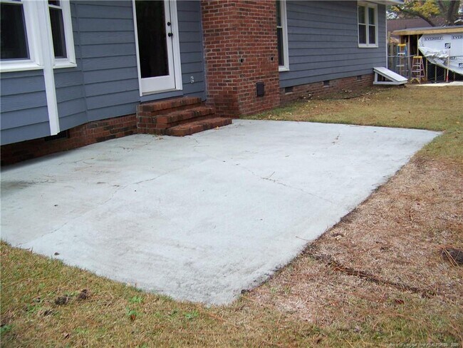 Building Photo - 6308 Dorset Ave