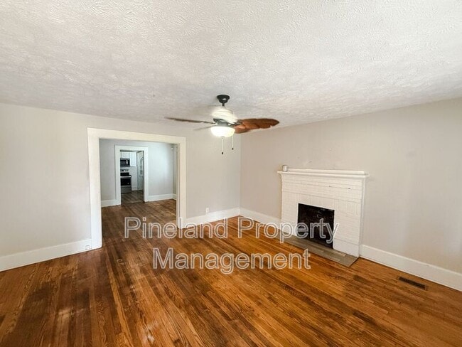Building Photo - 316 Broadfoot Ave