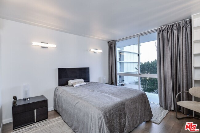 Building Photo - 201 Ocean Ave