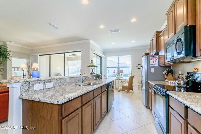Building Photo - 16 Acorn Grove Ct