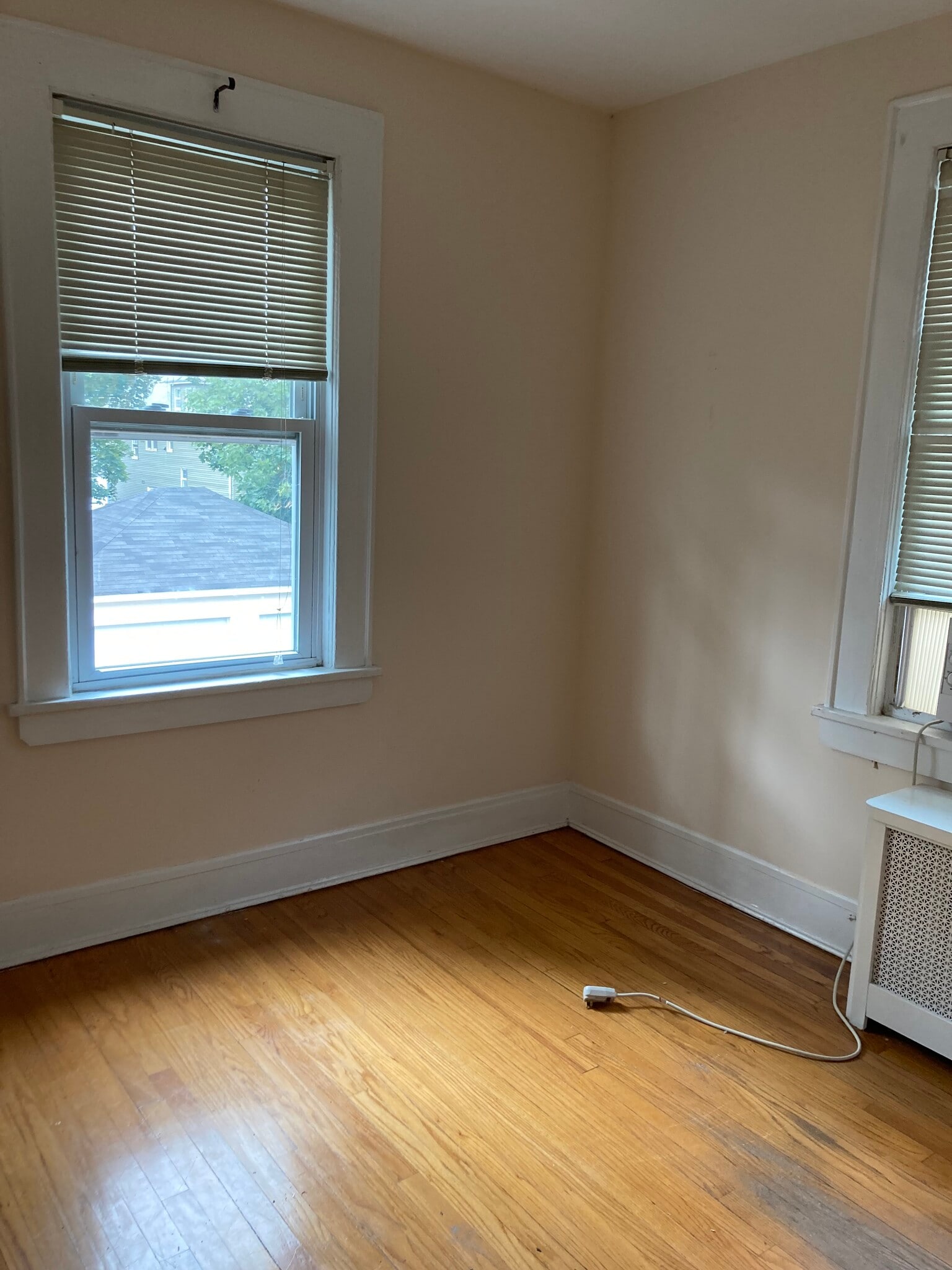 Building Photo - 326-1 Wayne St