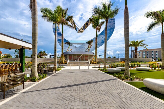 Building Photo - 10142 SW Orana Dr