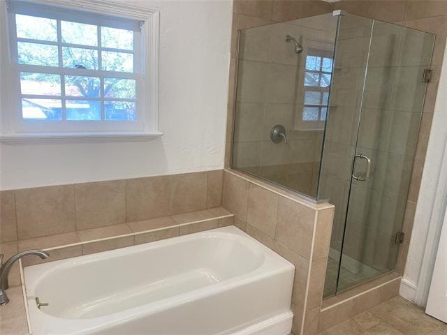 Building Photo - 821 Arrowhead Dr