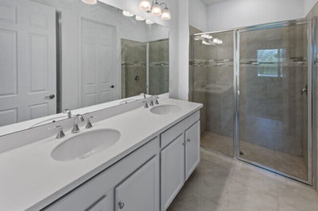 Building Photo - ANNUAL RENTAL AVAILABLE FOR ASAP MOVE-IN!!