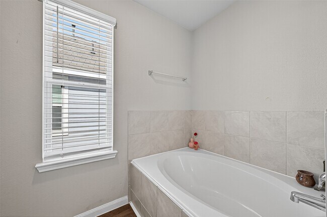 Building Photo - 22114 Sovereign Hts Ln.