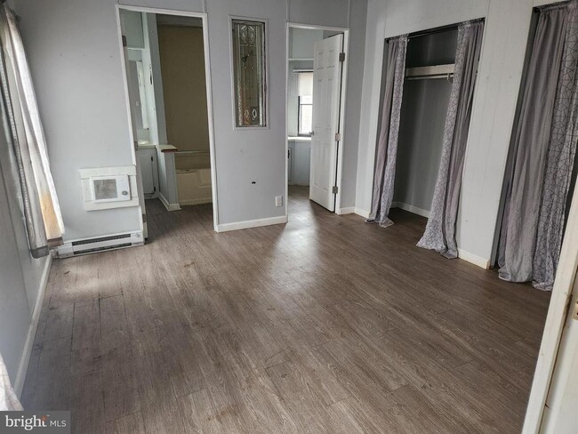 Building Photo - 173 Rudolph Ct