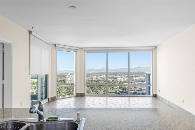 Building Photo - 322 Karen Ave