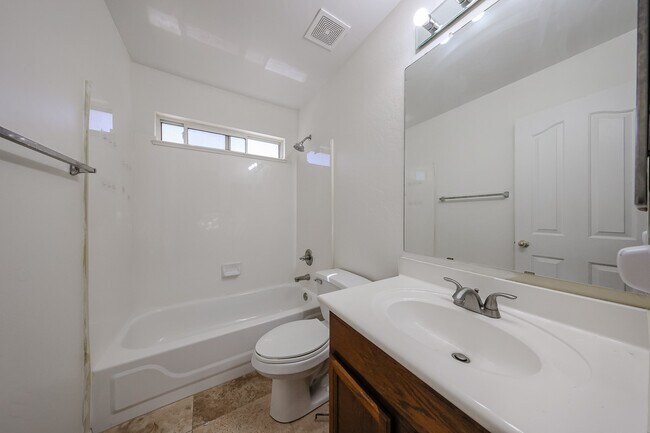 Building Photo - 337 W Mountain Sage Dr