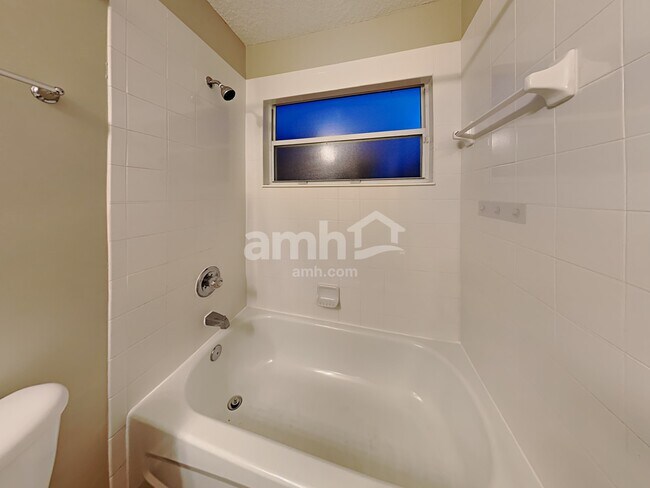 Building Photo - 13994 Fish Eagle Drive East