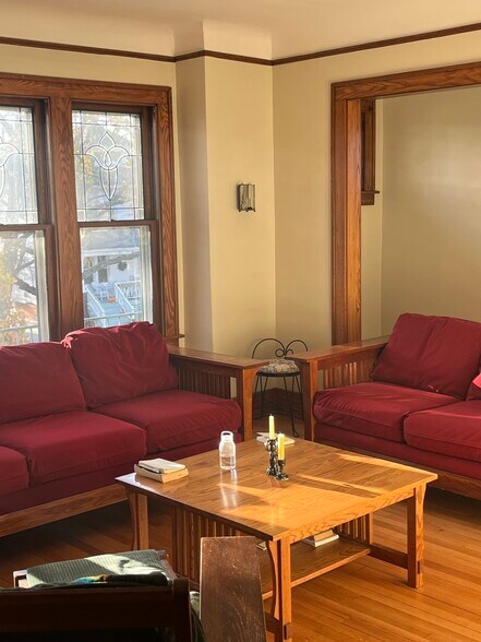 Building Photo - 1244 Maryland St