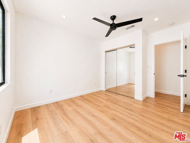 Building Photo - 818 N Genesee Ave