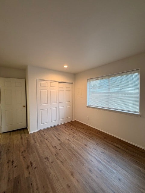 Building Photo - 327 S Forrest St