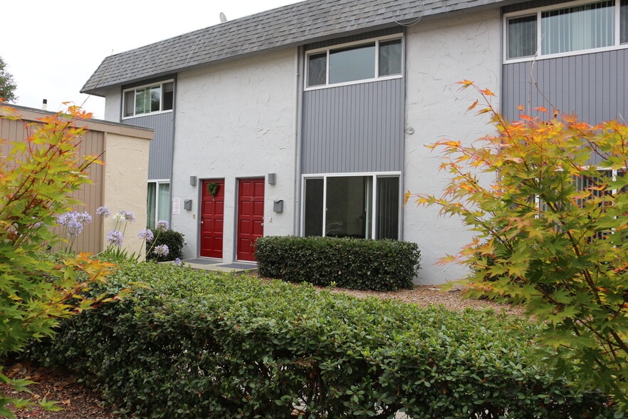 Building Photo - 1326 Galleon Way