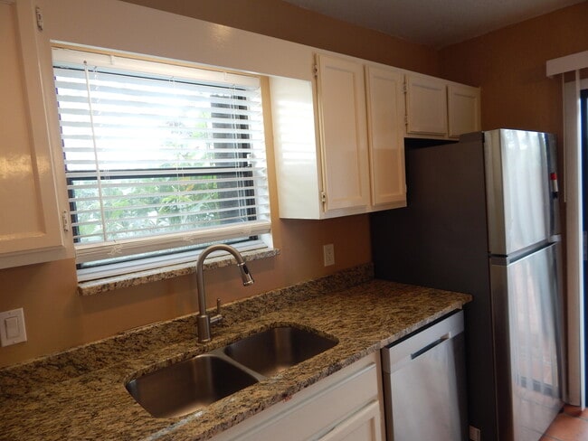 Building Photo - 110 N Delaware Blvd