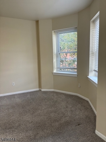 Building Photo - 46 James St