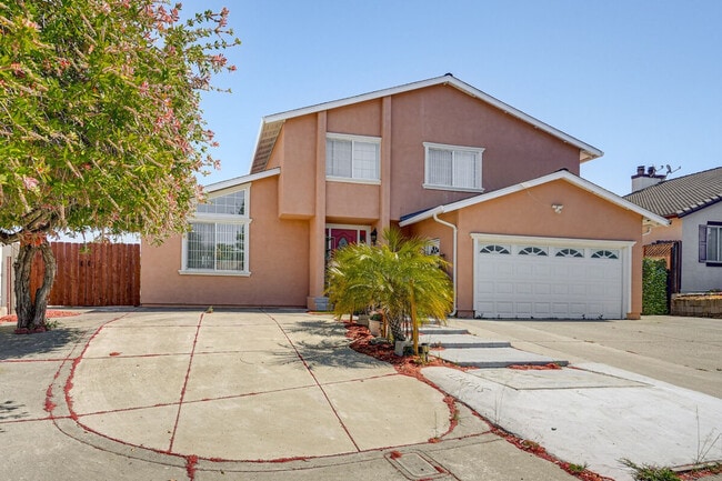 Building Photo - 172 Goldenrod Dr