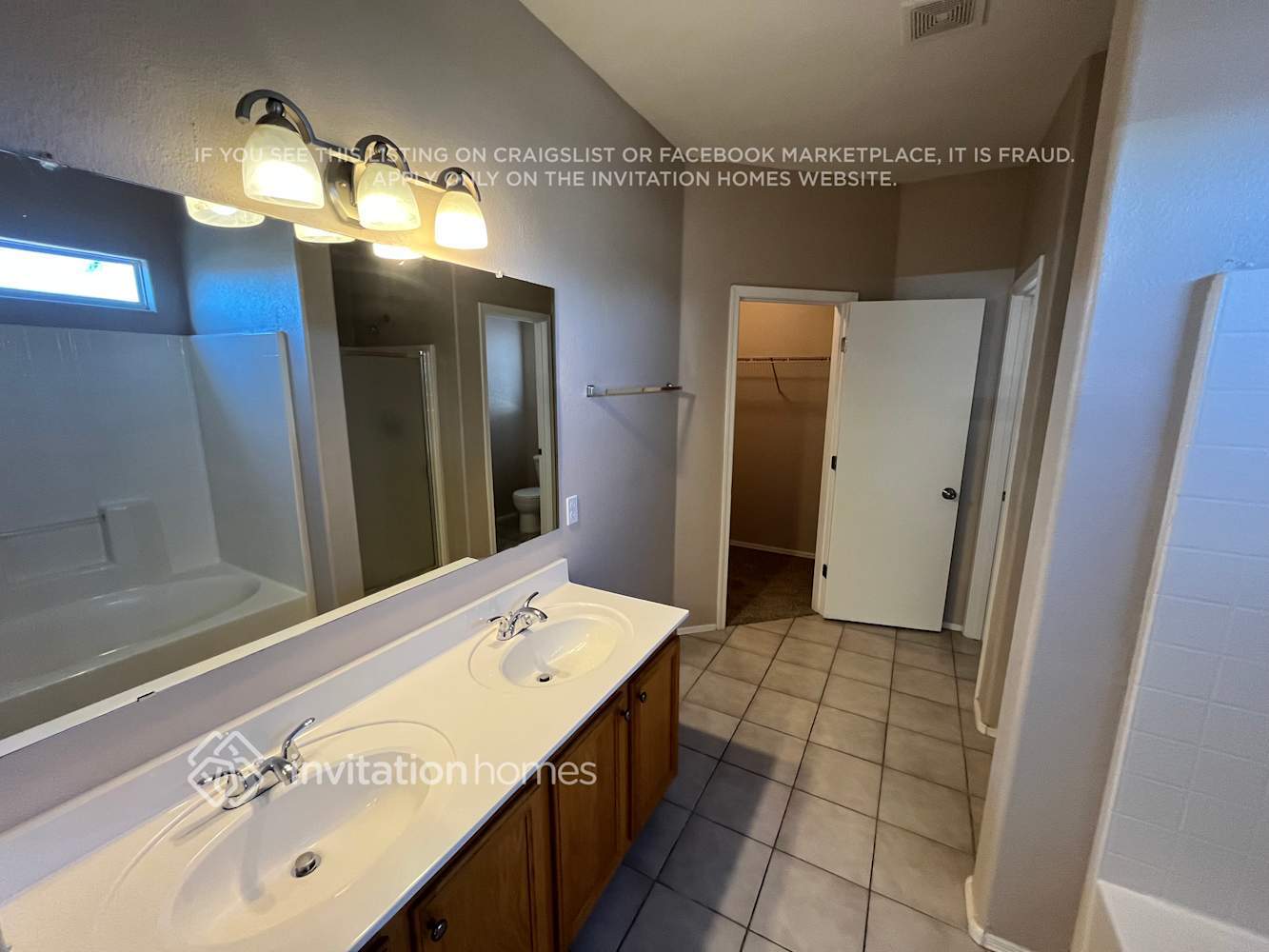 Building Photo - 13232 W Watson Ln