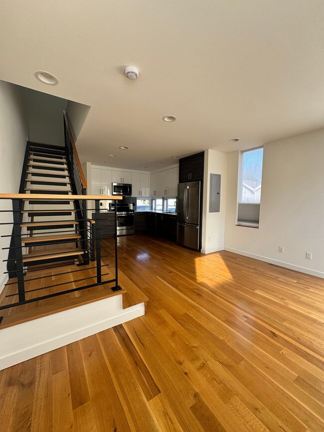 Building Photo - Elevate your living experience with this i...