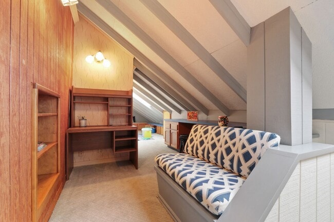 Building Photo - 31412 Windsong Dr