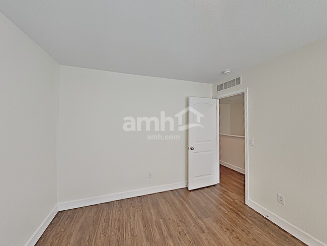 Building Photo - 4355 Crestone Peak St