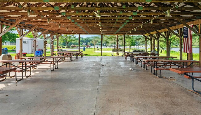 Building Photo - 223 Paxinos Dr