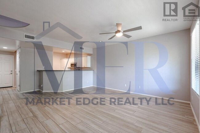 Building Photo - 3Bed/2.5Bath Condo at 35th Ave/Deer Valley...