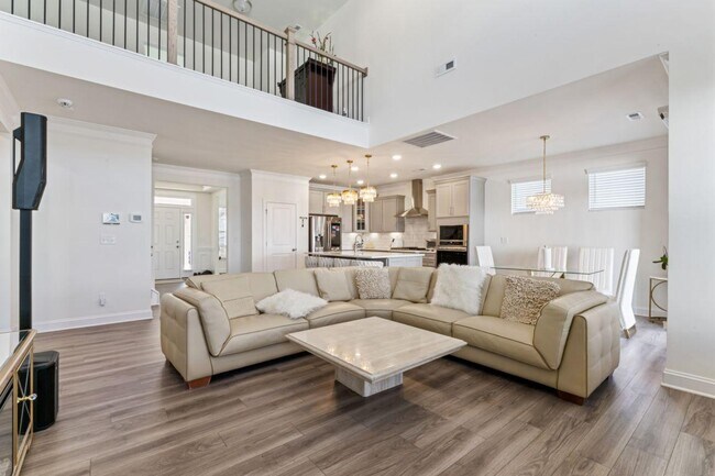 Building Photo - 116 Farrier Ln