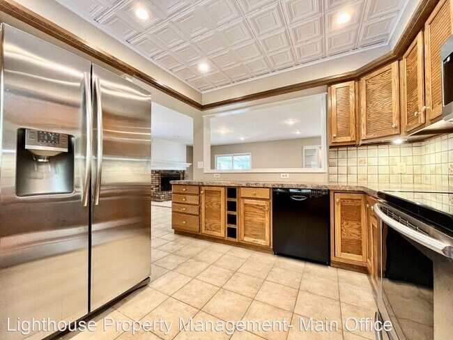 Building Photo - 4 br, 2.5 bath House - 4500 8th Ave