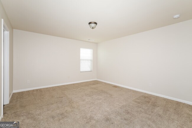 Building Photo - 694 Independence Ave