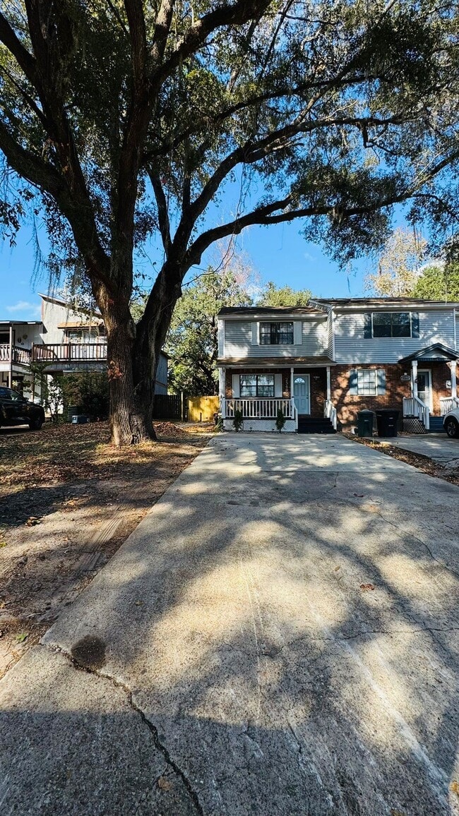 Building Photo - 2348 Merrigan Pl