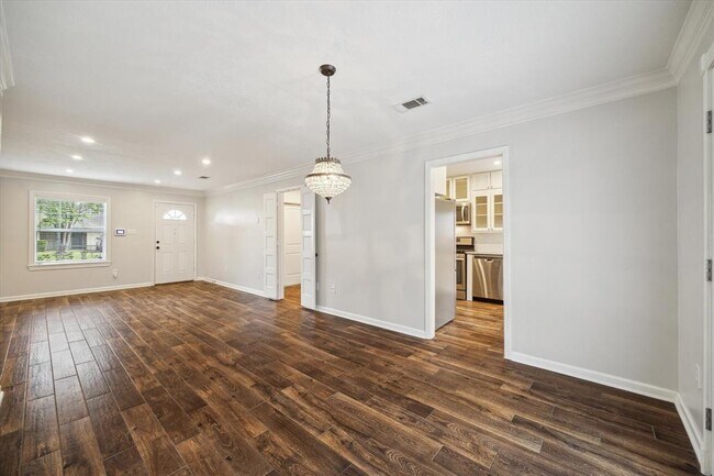 Building Photo - 4308 Jane St