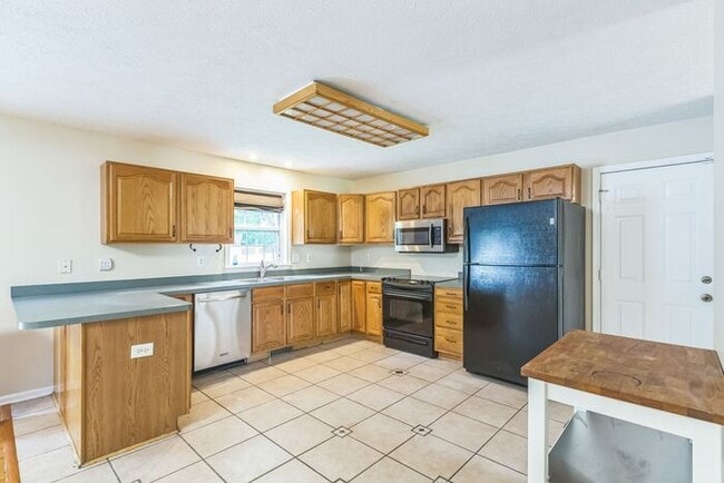 Building Photo - 20860 Ark Ct